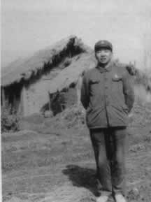 秦基伟同志逝世