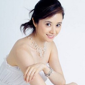 何美钿的英文名